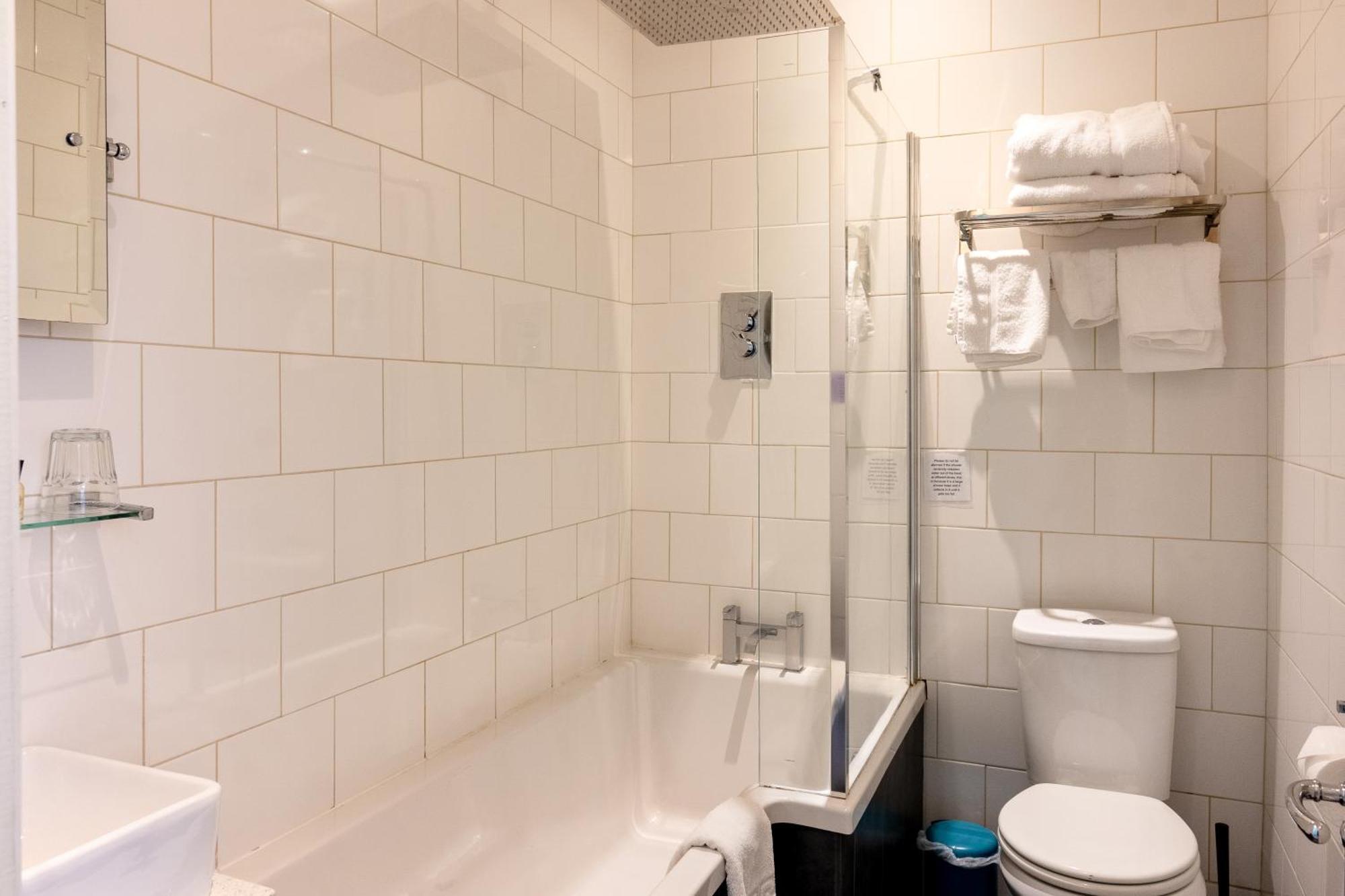 Broomfield House Gasthof 3*